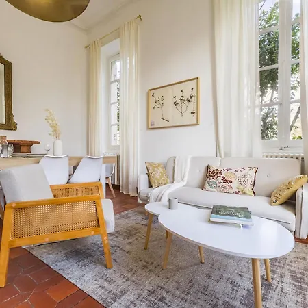 Au Chateau - Wifi & Parking Inclus Saint-Etienne-de-Montluc