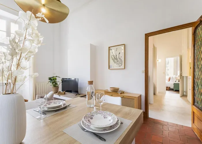 Au Chateau - Wifi & Parking Inclus - Fr-1-306-1329 Holiday home Saint-Etienne-de-Montluc