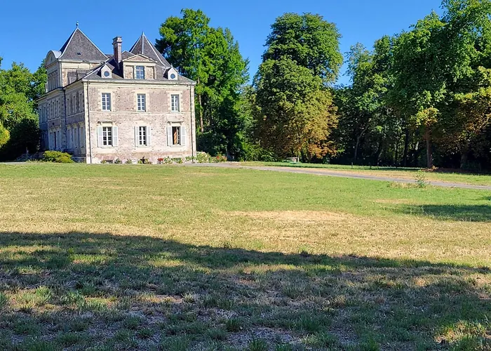 Au Chateau - Wifi & Parking Inclus - Fr-1-306-1329 * Saint-Etienne-de-Montluc